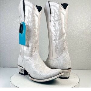 Lexie Rogue Boots by Lane